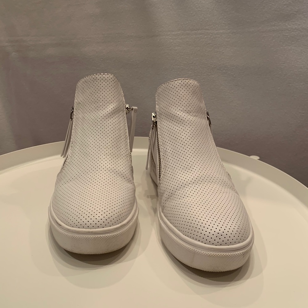 Steve Madden white leather sneakers - Picture 4 of 10